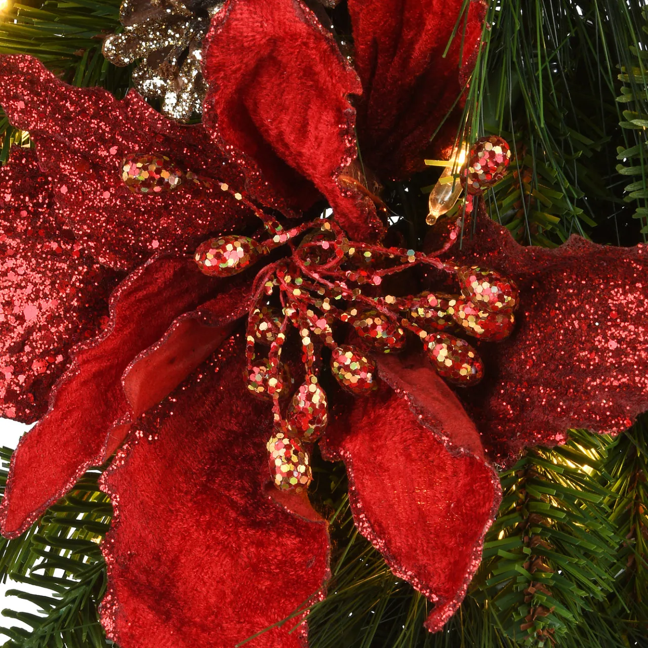 Outlet National Tree Company 9 ft. Pre-Lit Decorative Collection Garland with Clear Lights