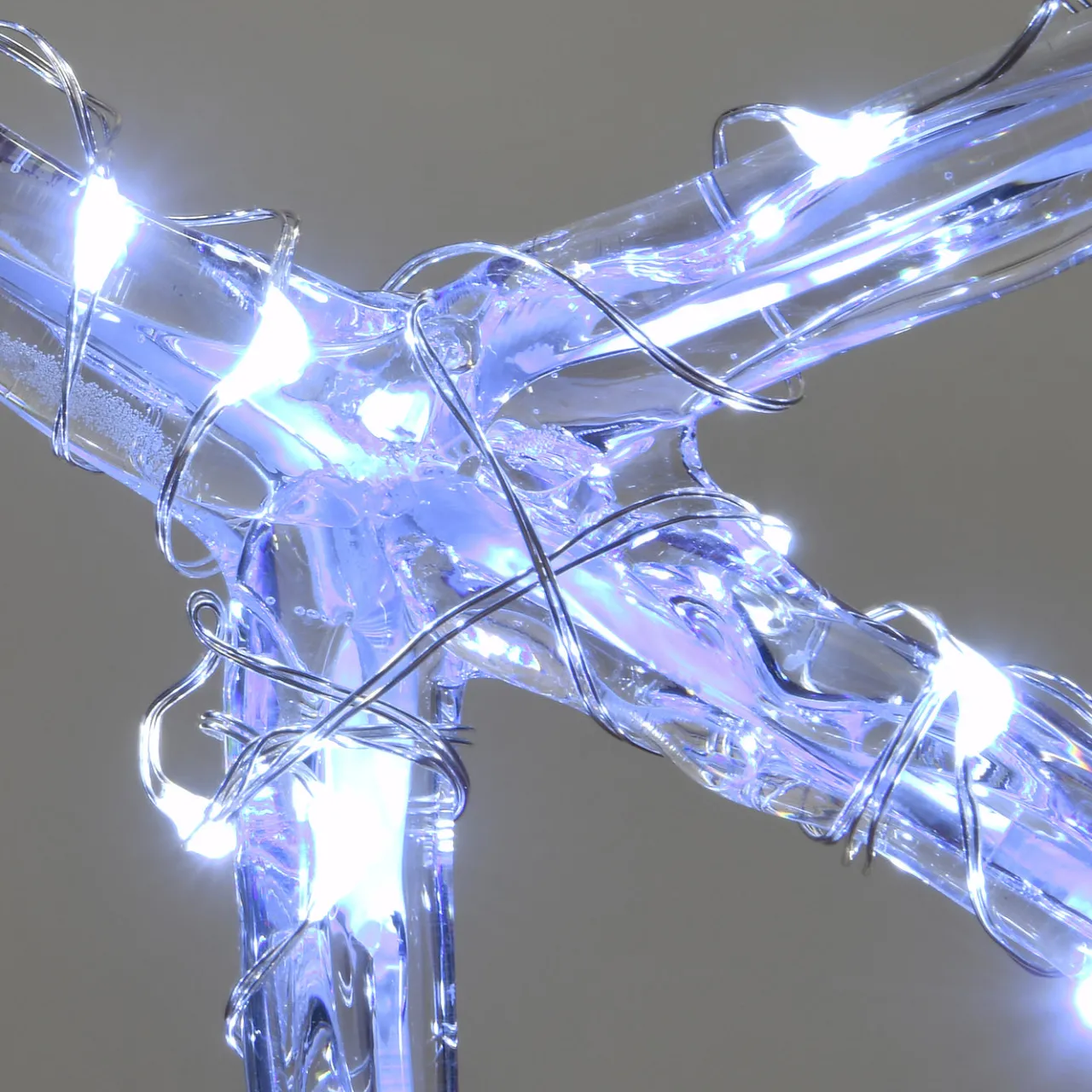 Sale National Tree Company 24 in. and 20 in. Ice Crystal Snowflakes with LED Lights