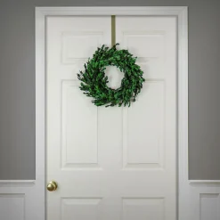 New National Tree Company 18 in. Spring Wreath with Boxwood Flowers, Flowing Green Stems