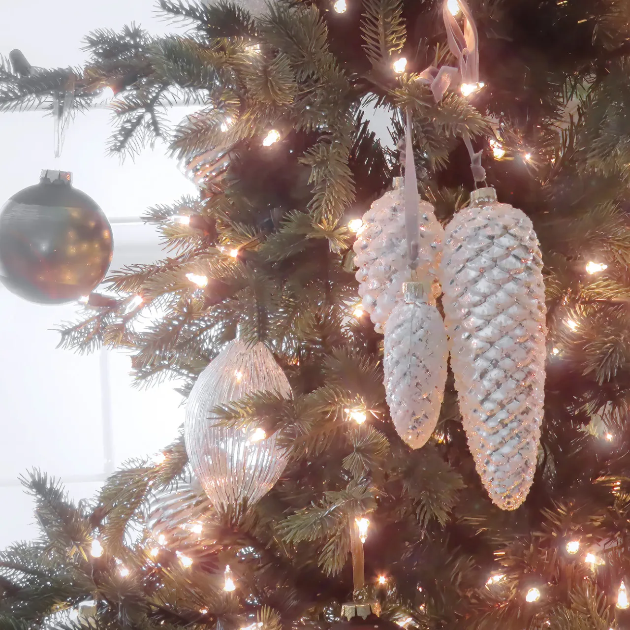 Outlet National Tree Company 2-Piece HGTV Home Collection Pinecone Cluster Ornaments